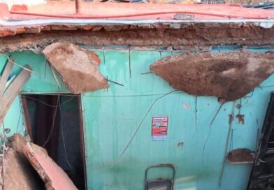Se derrumbó el techo de dos viviendas en Villa El Libertador