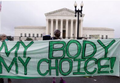 En un fallo histórico, la Corte Suprema de EEUU anuló el derecho al aborto