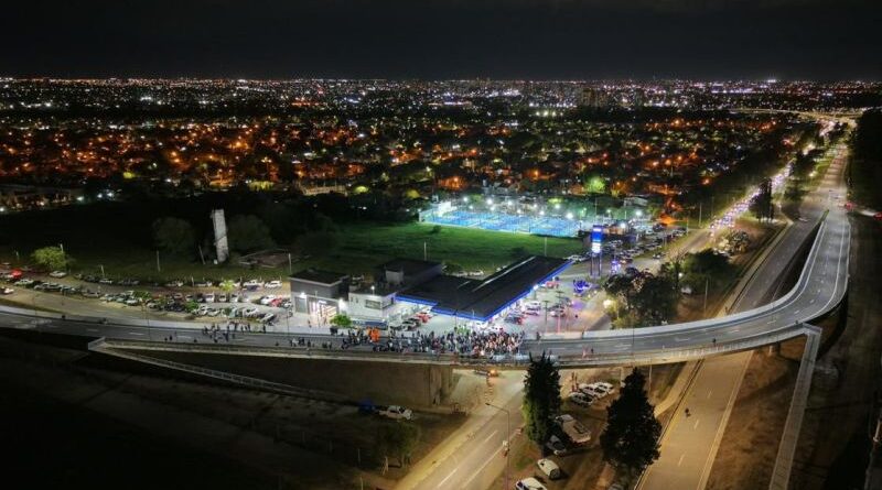 Llaryora inauguró el altonivel de Valle Escondido Llaryora inauguró el altonivel de Valle Escondido