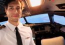 Hipótesis de terror: el instructor de vuelo saltó al vacío por propia voluntad dejando a la alumna en el avión