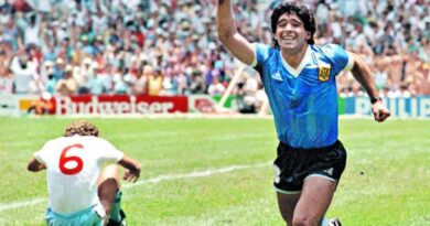 La historia de la camiseta azul con la que Argentina eliminó a Inglaterra en México 86 La historia de la camiseta azul con la que Argentina eliminó a Inglaterra en México 86