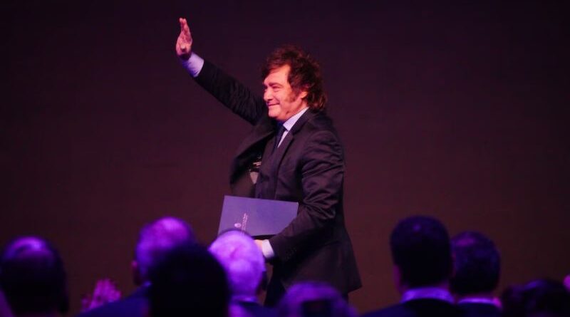 Milei condiciona su reelección a resultados y ratifica que no flexibilizará el rumbo económico